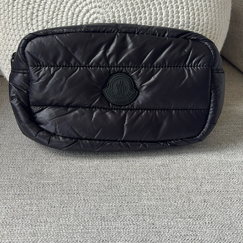 Moncler PARFUMS Black Quilted Pouch brand new